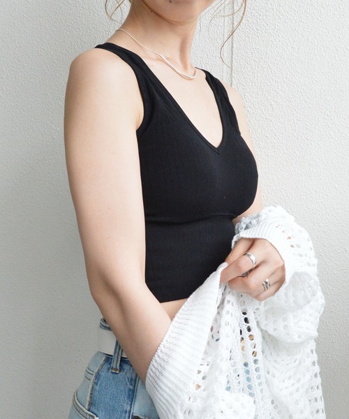 styiro(スタイロ)の「カップ付きリブタンクシームレスブラトップ リラックスインナー ヘルシースタイル(キャミソール・レディース・ホワイト/ブラック/ブラウン/グレー/ミント/ピンク系その他・L/FREE)」の16枚目の写真