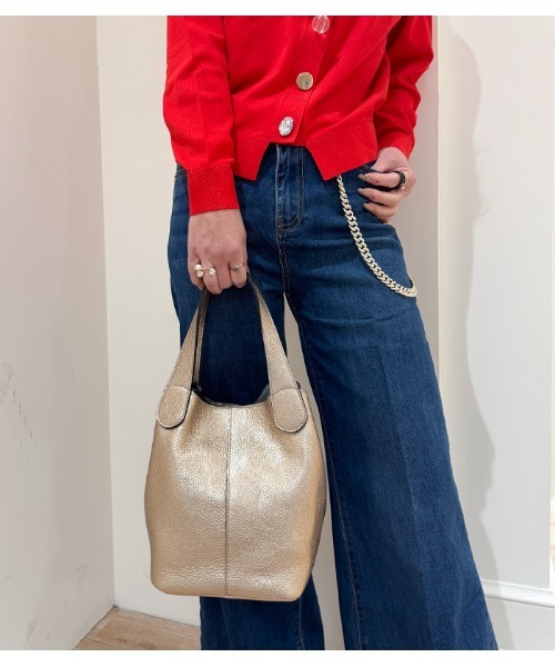 RIPANI(リパーニ)の「【RIPANI/リパーニ】ANNAメタリックレザートートバッグ(中)(トートバッグ・レディース・シルバー/ブロンズ・FREE)」の16枚目の写真