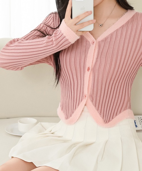 Lace Ladies(レースレディース)の「Vネック ファー付き リブ ニット プルオーバー(ニット/セーター・レディース・ベージュ/ホワイト/ピンク/ブラック・FREE)」の9枚目の写真