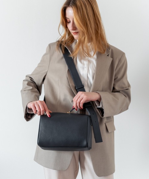 Rename(リネーム)の「Rename フェイクレザー ベルト ボックス トート ショルダーバッグ(ショルダーバッグ・レディース・ダークグレー/ブラック/グレイッシュベージュ・FREE)」の14枚目の写真