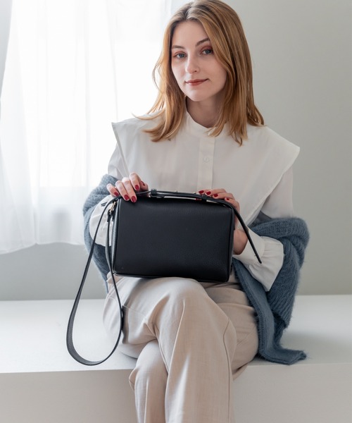 Rename(リネーム)の「Rename フェイクレザー ベルト ボックス トート ショルダーバッグ(ショルダーバッグ・レディース・ダークグレー/ブラック/グレイッシュベージュ・FREE)」の16枚目の写真