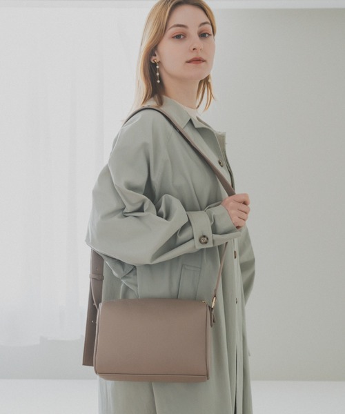 Rename(リネーム)の「Rename フェイクレザー ベルト ボックス トート ショルダーバッグ(ショルダーバッグ・レディース・ダークグレー/ブラック/グレイッシュベージュ・FREE)」の17枚目の写真