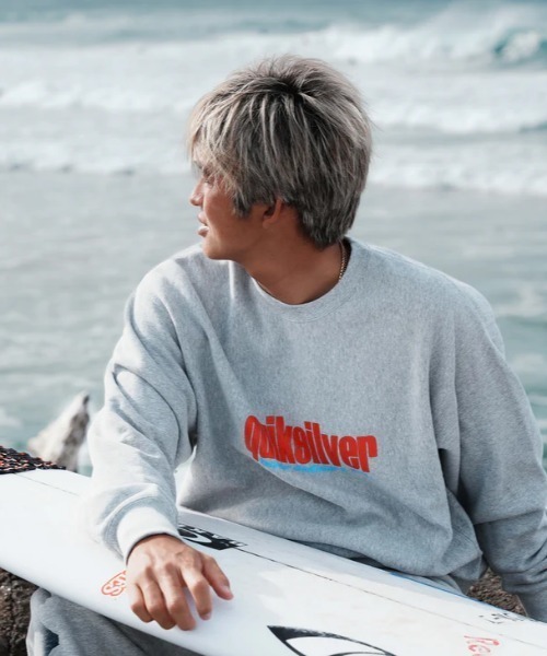 Quiksilver(クイックシルバー)の「THREE TREES FLEECE C/クイックシルバースウェットトレーナー(スウェット・メンズ・アイボリー/チャコールグレー/グレー・LARGE/MEDIUM/X-LARGE/SMALL)」の16枚目の写真