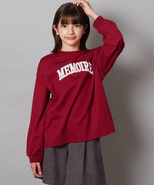 a.v.v（アーヴェヴェ）の「[120-130]サテンアップリケカレッジロゴロンＴ（Tシャツ/カットソー・キッズ・アイボリー/ブラック/ボルドー・120/130）」の3枚目の写真