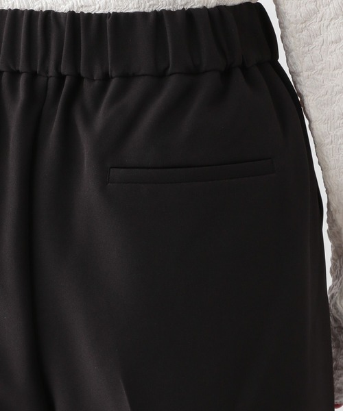 GLOBAL WORK(グローバルワーク)の「MATINEE LINE/ペプラムブラウス*パンツセット/140478(パンツドレス・レディース・ブラック/ホワイト×ブラック/ネイビー・LARGE/MEDIUM)」の18枚目の写真