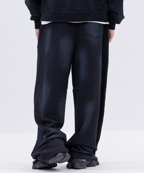 13】スプレー加工 ワイドスウェットパンツ（スウェットパンツ