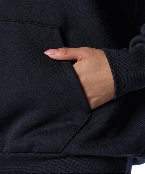 UNDER ARMOUR(アンダーアーマー)の「UAエッセンシャル フリース 1/2ジップ トップス(トレーニング/レディース)(スウェット・レディース・ブラック・XL/L/M/S)」の6枚目の写真