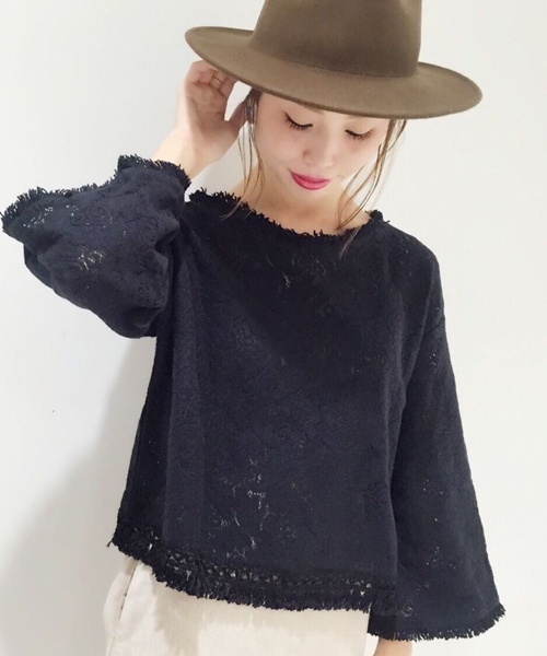 mystic（ミスティック）の「【mystic】レースプルオーバー（シャツ/ブラウス・レディース・オフホワイト/ブラック/キャメル・ﾌﾘ-）」の2枚目の写真