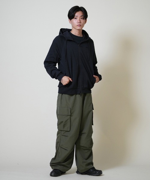 NIKE メンズ　フルジップトップス　ジャージ　新品未使用 限定・完売必至♪Nike♪