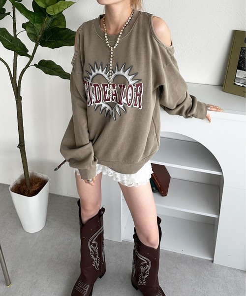 sedacle girl（セダクルガール）の「オープンショルダースウェット（スウェット・レディース・ベージュ/チャコールグレー/アイボリー・FREE）」の3枚目の写真