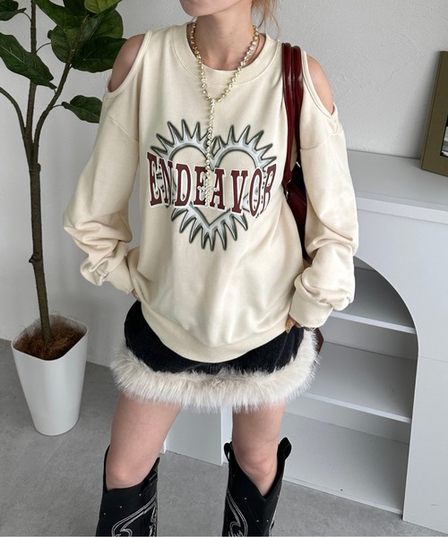 sedacle girl（セダクルガール）の「オープンショルダースウェット（スウェット・レディース・ベージュ/チャコールグレー/アイボリー・FREE）」の4枚目の写真