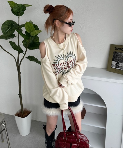 sedacle girl（セダクルガール）の「オープンショルダースウェット（スウェット・レディース・ベージュ/チャコールグレー/アイボリー・FREE）」の6枚目の写真