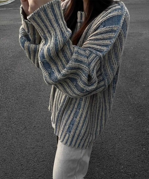 aimoha（アイモハ）の「レトロセーター（ニット/セーター・レディース・ブルー・MEDIUM/LARGE/X-LARGE/XX-LARGE/XXX-LARGE）」の8枚目の写真