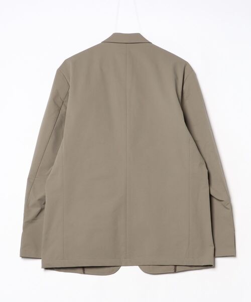 NEW BALANCE（ニューバランス）の「MET24 Single Jacket（テーラードジャケット・メンズ・カーキブラウン・X-LARGE/LARGE/MEDIUM/SMALL）」の16枚目の写真