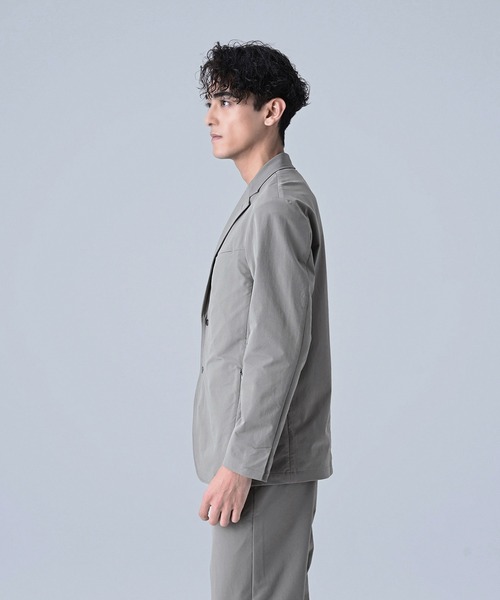 NEW BALANCE（ニューバランス）の「MET24 Single Jacket（テーラードジャケット・メンズ・カーキブラウン・X-LARGE/LARGE/MEDIUM/SMALL）」の2枚目の写真