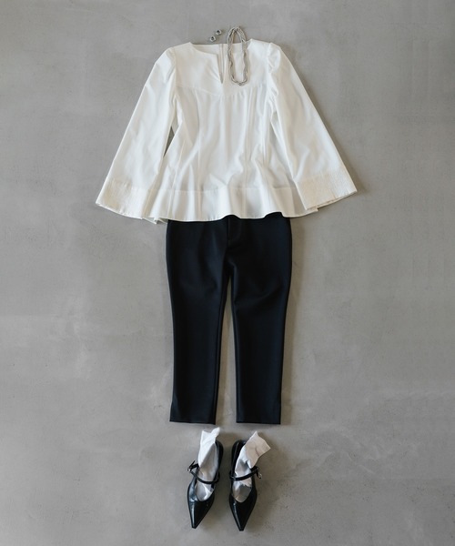 ADAM ET ROPE'（アダムエロペ）の「ポインテッドメリージェーンパンプス（その他シューズ・レディース・ホワイト/ブラック・24.5cm/24.0cm/23.5cm/23.0cm）」の4枚目の写真