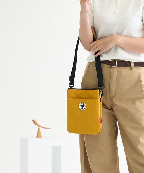 SNOOPY(スヌーピー)の「スヌーピー ピーナッツ ミニ ショルダーバッグ(ショルダーバッグ・レディース・グレー/ブラック/イエロー/グリーン・FREE)」の12枚目の写真