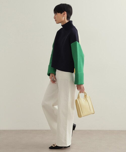 OPAQUE.CLIP（オペークドットクリップ）の「【軽量/長さ調整可能】スクエアミニショルダーバッグ（ショルダーバッグ・レディース・シルバー/イエロー系その他/ブラック/アイボリー・00）」の15枚目の写真