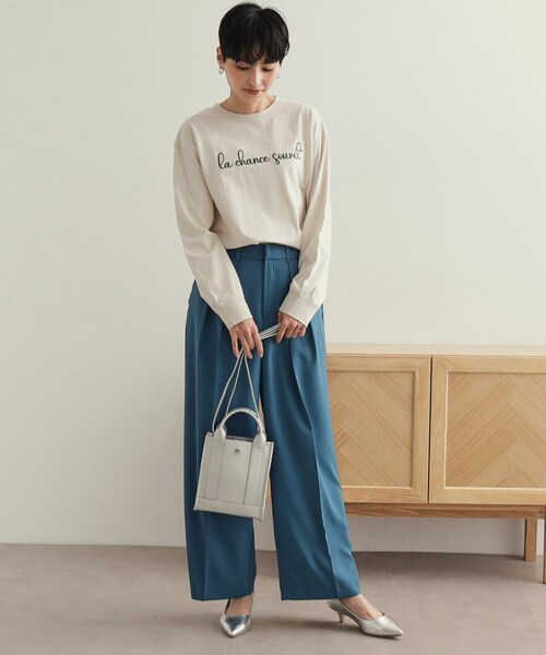 OPAQUE.CLIP（オペークドットクリップ）の「【軽量/長さ調整可能】スクエアミニショルダーバッグ（ショルダーバッグ・レディース・シルバー/イエロー系その他/ブラック/アイボリー・00）」の12枚目の写真