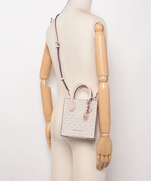 MICHAEL KORS(マイケルコース)の「Michael Kors MERCER SHOPPER TOTE EXTRA SMALL マイケルコース マーサー ショッパートート クロスボディ エクストラスモール(トートバッグ・レディース・ホワイト系1/ブラウン・FREE)」の17枚目の写真