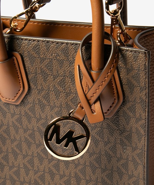 MICHAEL KORS(マイケルコース)の「Michael Kors MERCER SHOPPER TOTE EXTRA SMALL マイケルコース マーサー ショッパートート クロスボディ エクストラスモール(トートバッグ・レディース・ホワイト系1/ブラウン・FREE)」の12枚目の写真