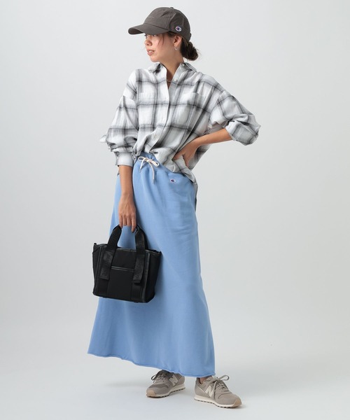 Champion（チャンピオン）の「【Champion(チャンピオン)】スウェットスカート（スカート・レディース・ブルー/グレー/ブラック・MEDIUM）」の6枚目の写真