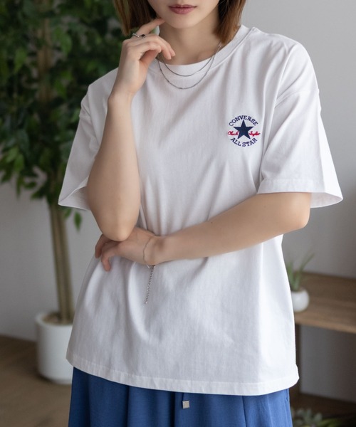 CONVERSE(コンバース)の「CONVERSE ワンポイントパッチ刺繍Tシャツ(Tシャツ/カットソー・レディース・イエロー/パープル/ホワイト/チャコールグレー・M/L)」の17枚目の写真