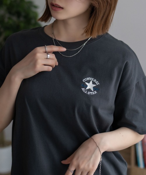 CONVERSE(コンバース)の「CONVERSE ワンポイントパッチ刺繍Tシャツ(Tシャツ/カットソー・レディース・イエロー/パープル/ホワイト/チャコールグレー・M/L)」の20枚目の写真
