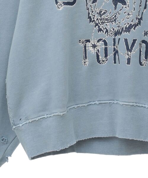 CONVERSE TOKYO(コンバーストウキョウ)の「PIGMENT DYE DISTRESSED PANDA SWEAT(スウェット・レディース・ベージュ/サックスブルー/ブラック・SMALL/MEDIUM)」の5枚目の写真