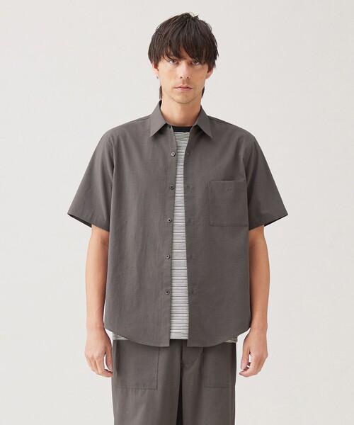 UNFILO(アンフィーロ)の「TENNEN TOUCH ポケットシャツ(シャツ/ブラウス・メンズ・ブラック系/カーキ系/グレー系・LARGE/MEDIUM/SMALL/X-LARGE)」の3枚目の写真