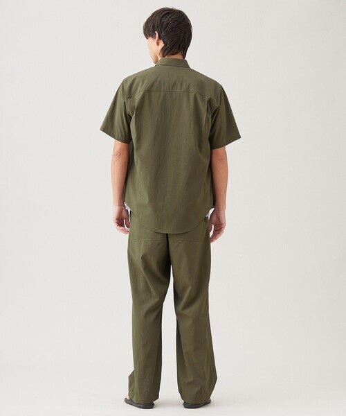 UNFILO(アンフィーロ)の「TENNEN TOUCH ポケットシャツ(シャツ/ブラウス・メンズ・ブラック系/カーキ系/グレー系・LARGE/MEDIUM/SMALL/X-LARGE)」の6枚目の写真