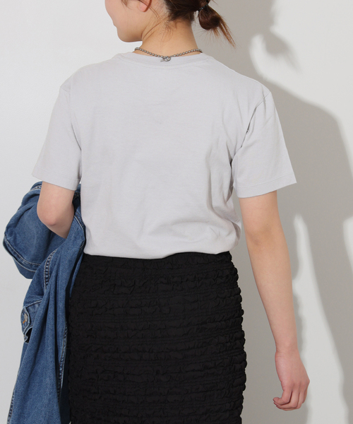 HANES(ヘインズ)の「<2枚セット>別注【Hanes / ヘインズ】Tシャツ(Tシャツ/カットソー・レディース・ブラック/チャコールグレー/ホワイト・FREE)」の16枚目の写真