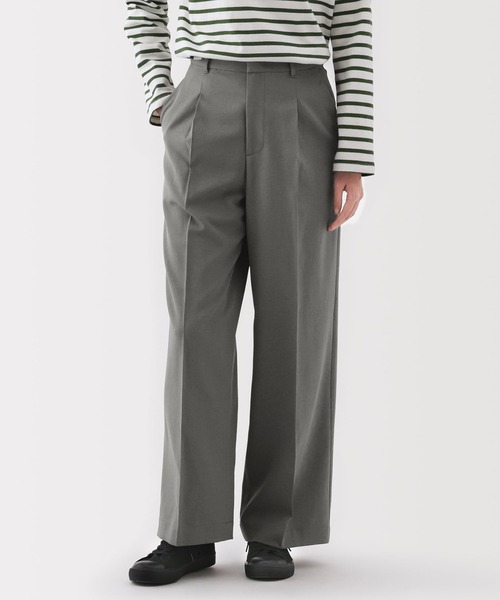 無印良品（ムジルシリョウヒン）の「婦人　撥水　タックストレートパンツ（その他パンツ・レディース・ダークネイビー/ブラック/チャコールグレー/オフホワイト・S/XL/L/M）」の3枚目の写真