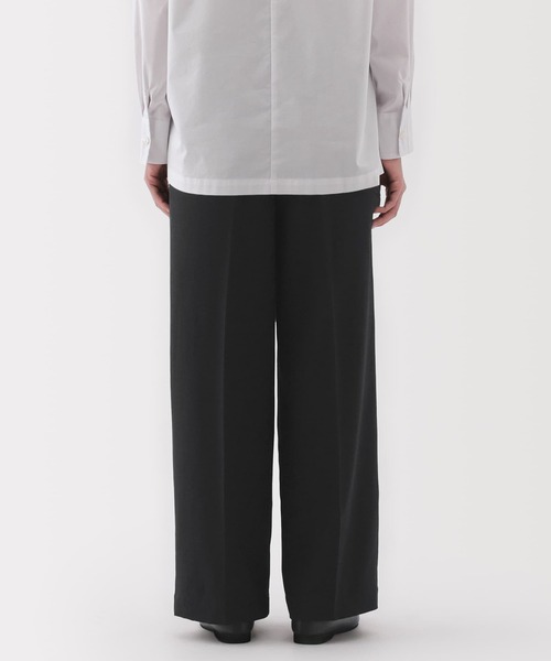 無印良品（ムジルシリョウヒン）の「婦人　撥水　タックストレートパンツ（その他パンツ・レディース・ダークネイビー/ブラック/チャコールグレー/オフホワイト・S/XL/L/M）」の15枚目の写真