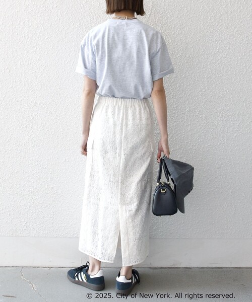 GOOD ROCK SPEED(グッドロックスピード)の「GOOD ROCK SPEED:〈洗濯機可能〉NYC カラー ロゴ プリント TEE(Tシャツ/カットソー・レディース・グリーン/ホワイト/ライトグレー・ONE SIZE)」の11枚目の写真