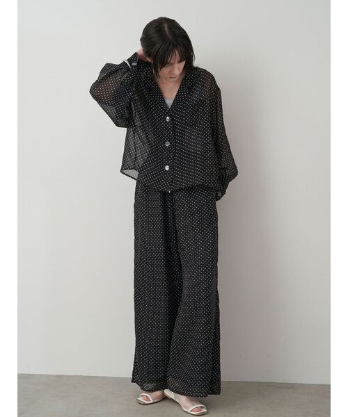 ELENDEEK(エレンディーク)の「ドットシアーシャツ【セットアップ対応】(シャツ/ブラウス・レディース・オフホワイト/ブラック・FREE)」の10枚目の写真