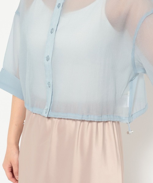 mysty woman（ミスティウーマン）の「ワイドスリーブ裾ドロストシャツ  315434（シャツ/ブラウス・レディース・ライトベージュ/ライトブルー/ブラック・FREE）」の15枚目の写真