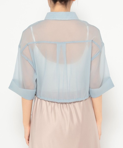 mysty woman（ミスティウーマン）の「ワイドスリーブ裾ドロストシャツ  315434（シャツ/ブラウス・レディース・ライトベージュ/ライトブルー/ブラック・FREE）」の18枚目の写真