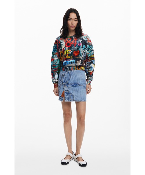 Desigual(デシグアル)の「グラフィティアートクロップドスウェット ミニ丈(スウェット・レディース・ブラック・XL/L/M/S/XS)」の6枚目の写真