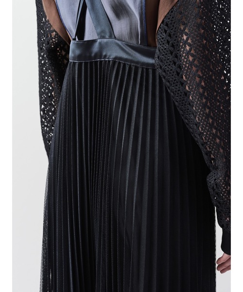 DOLLUPOOPS（ドールアップウップス）の「メッシュプリーツサロペットワンピース（ワンピース・レディース・ブラック/カーキ・38）」の16枚目の写真