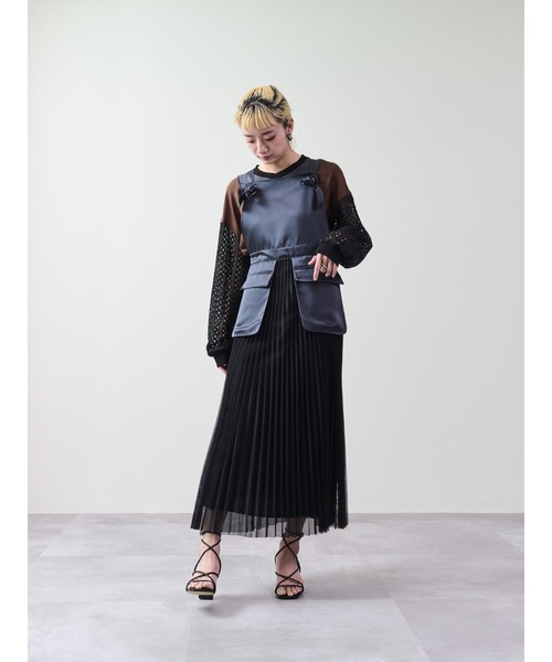 DOLLUPOOPS（ドールアップウップス）の「メッシュプリーツサロペットワンピース（ワンピース・レディース・ブラック/カーキ・38）」の3枚目の写真