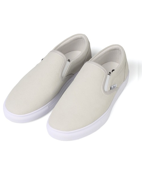 The DUFFER of ST.GEORGE(ザダファーオブセントジョージ)の「DUFFER ORIGINAL SLIP-ON SNEAKERS:DUFFERオリジナル スリッポン スニーカー(スニーカー・メンズ・ネイビー/ライトブルー/アイボリー・SMALL/MEDIUM/LARGE/X-LARGE)」の4枚目の写真