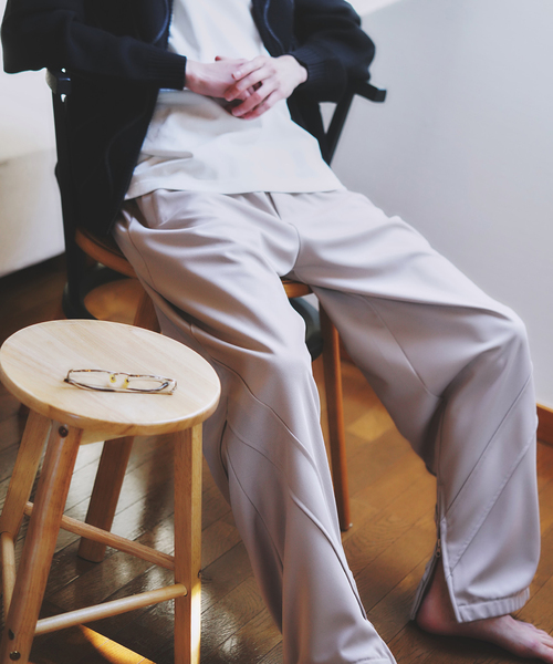 JOINT WORKS(ジョイントワークス)の「MYS MYS/ミースミース STREAMLINE TRACK PANTS(スラックス・メンズ・タン/ブラック・MEDIUM/LARGE)」の5枚目の写真