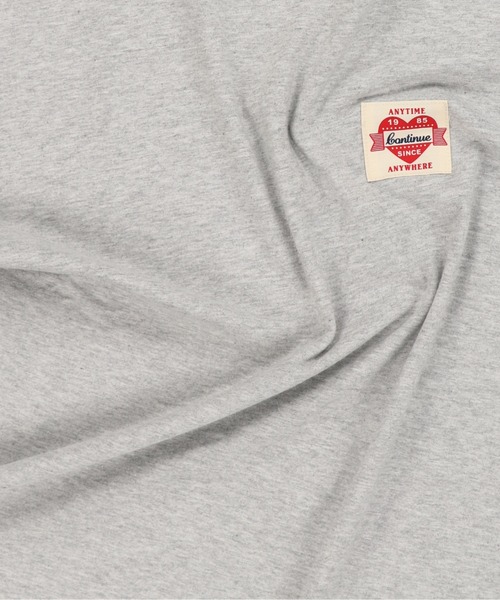 SPINNS（スピンズ）の「短丈サイズが新登場◎ピグメントワンポイントTシャツ/ハートロゴ（Tシャツ/カットソー・メンズ・カーキ系/アイボリー/ブラウン系その他/杢グレー/ブラック系その他/ブラウン系その他2/ブラック系その他2/カーキ系1・ONESIZE/M）」の10枚目の写真