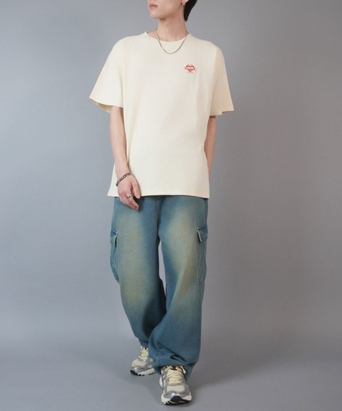 SPINNS（スピンズ）の「短丈サイズが新登場◎ピグメントワンポイントTシャツ/ハートロゴ（Tシャツ/カットソー・メンズ・カーキ系/アイボリー/ブラウン系その他/杢グレー/ブラック系その他/ブラウン系その他2/ブラック系その他2/カーキ系1・ONESIZE/M）」の22枚目の写真