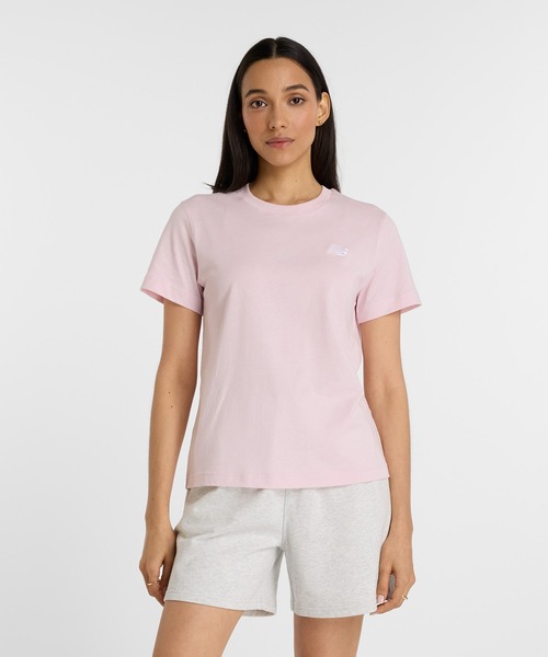 NEW BALANCE（ニューバランス）の「Sport Essentials Small Logo ショートスリーブTシャツ（Tシャツ/カットソー・レディース・スモークピンク/ライトブルー・LARGE/MEDIUM/SMALL）」の2枚目の写真