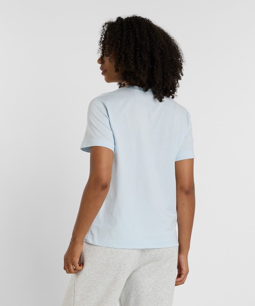 NEW BALANCE（ニューバランス）の「Sport Essentials Small Logo ショートスリーブTシャツ（Tシャツ/カットソー・レディース・スモークピンク/ライトブルー・LARGE/MEDIUM/SMALL）」の4枚目の写真