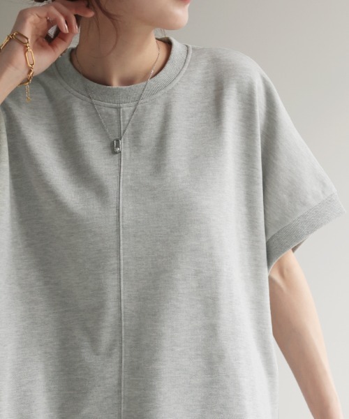 HUG.U(ハグユー)の「着丈が選べる スウェットTシャツ(Tシャツ/カットソー・レディース・ブラック/アイボリー/ダークグレー/モスグリーン/ライトグレー・ミディアム丈/ロング丈)」の13枚目の写真