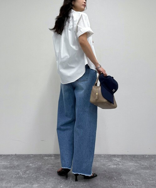 fredy emue(フレディエミュ)の「カーブデニムパンツ(デニムパンツ・レディース・サックスブルー/ライトグレー・36/38)」の19枚目の写真