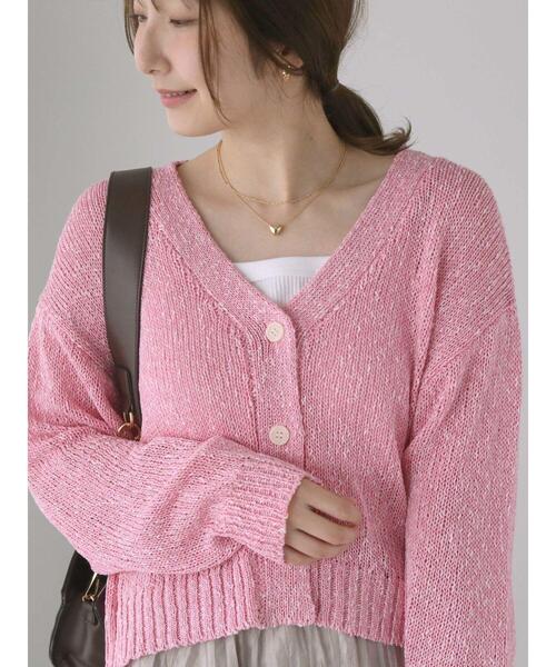 Te chichi TERRASSE(テチチテラス)の「スラブクロップドVネックカーディガン《2025spring catalog item》(カーディガン/ボレロ・レディース・グレー/チャコールグレー/ピンク・F)」の6枚目の写真